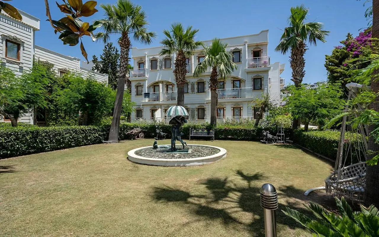 Golden Beach Resort & Spa Bodrum Hotel